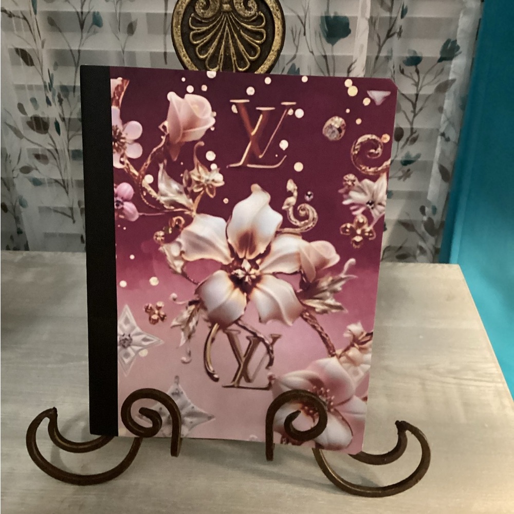 Gorgeous Notebook - Picture 2 of 7